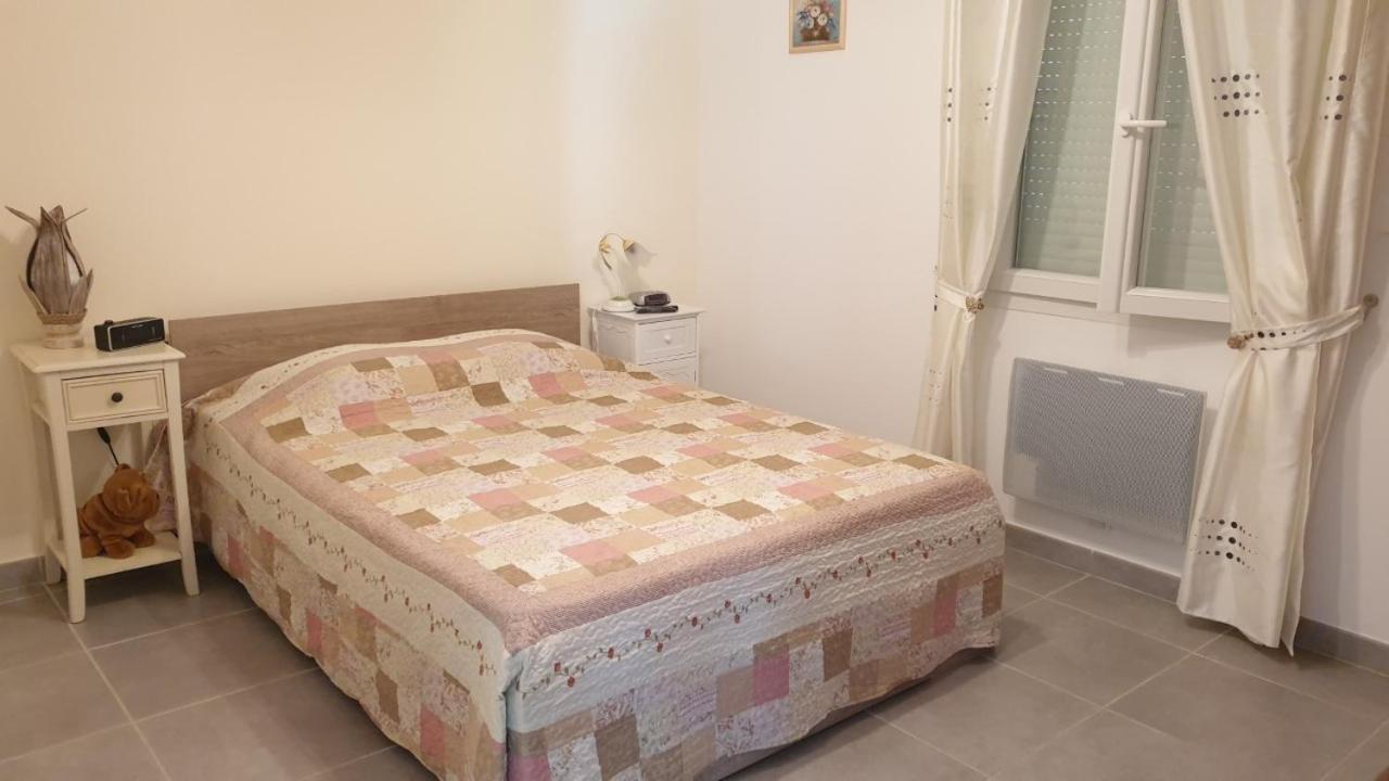 Villa Entrechaux Екстер'єр фото