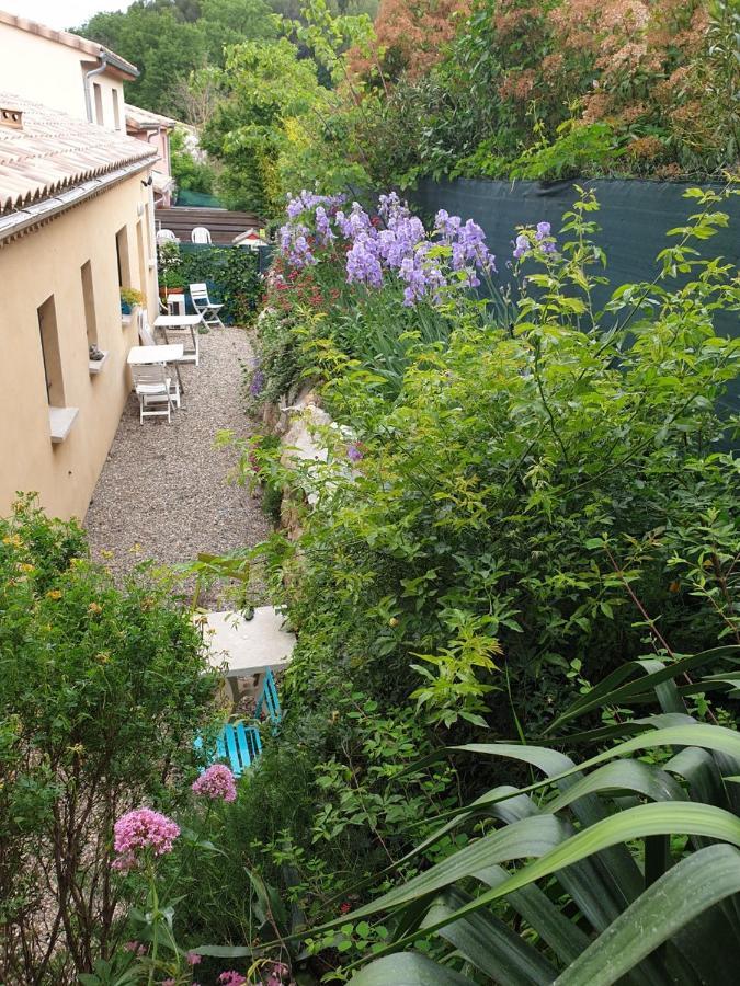 Villa Entrechaux Екстер'єр фото